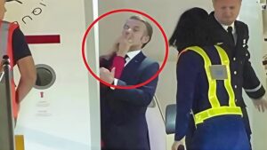 Emmanuel Macron viral video Vietnam