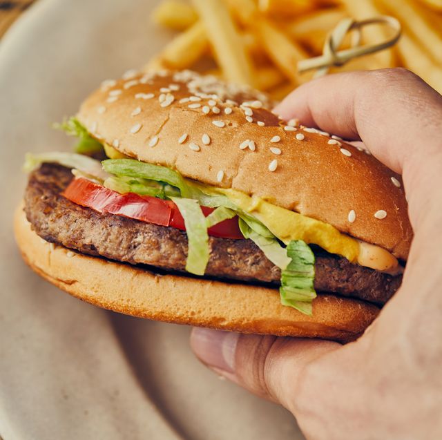 National Hamburger Day Deals 2025: Where to Get Free & Discounted Burgers Today