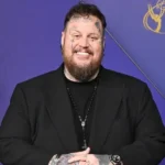 Jelly Roll opens up about his inspiring 300-pound weight loss, why he avoided Ozempic, and how mental health changed his life. A powerful celebrity transformation story.